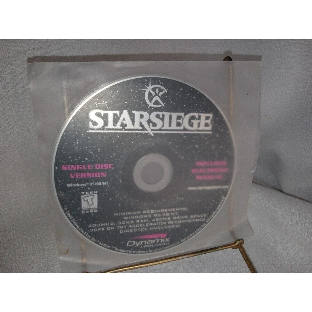 Starsiege Sierra PC Star Siege CD Only Windows 95/98/NT 1999